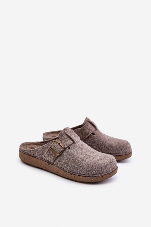 Plätud  neetide ja pandlaga Sussid  MT000012 beeži värvi