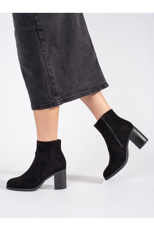 Must   naiste saapad kõrge kontsaga