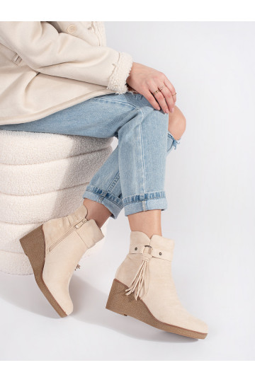 seemisnakhsed  naiste saapad  z frędzlami 2