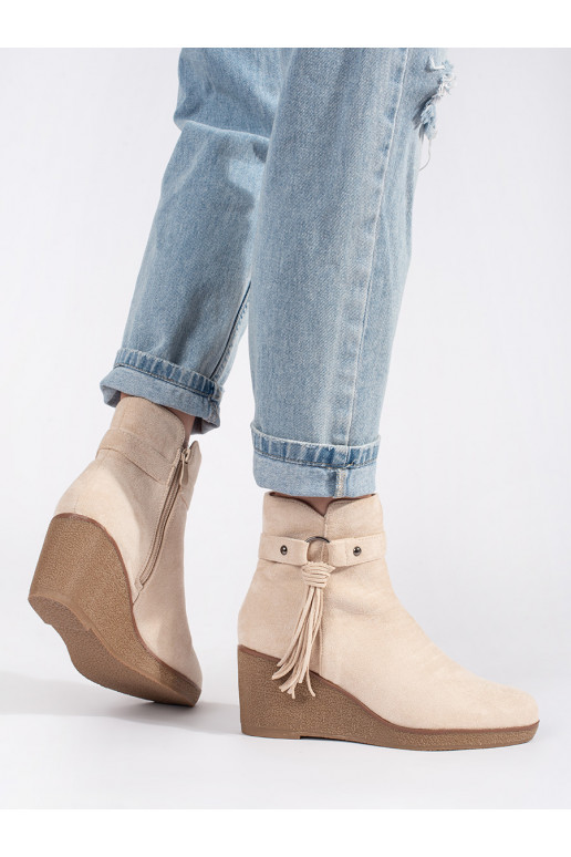 seemisnakhsed  naiste saapad  z frędzlami