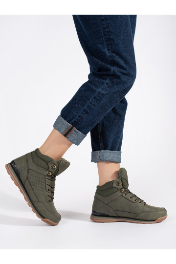 khakivärvi Matkajalatsid