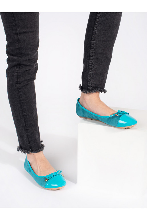 Sinist värvi  baleriinad z lakierowanym noskiem