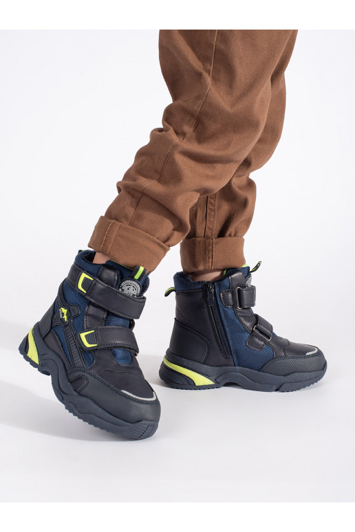 tumesinist värvi  trzewiki 