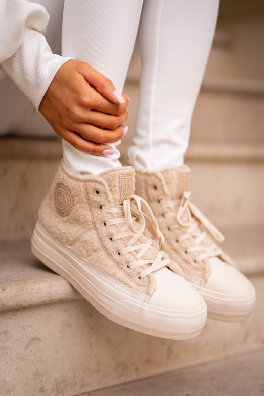 Voodriga naiste saapad karusnahaga... Voodriga naiste saapad karusnahaga...