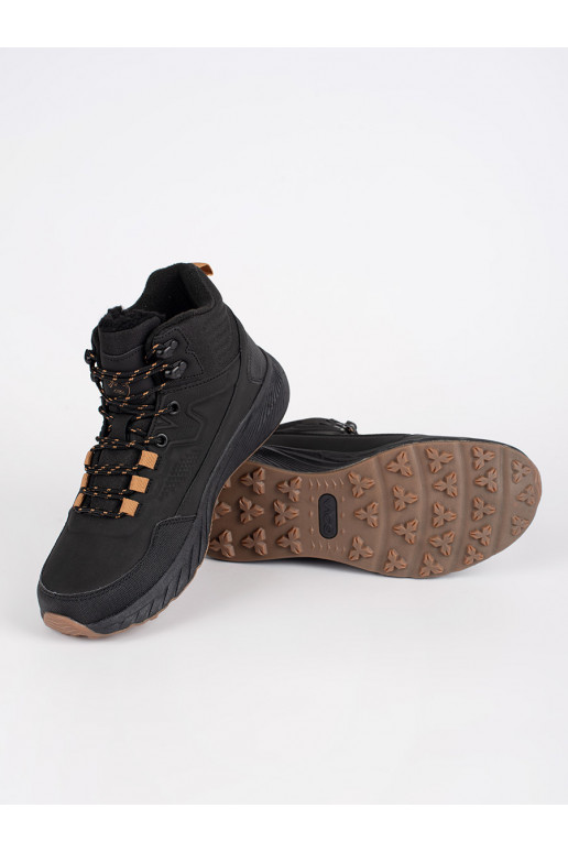 Must   Matkajalatsid