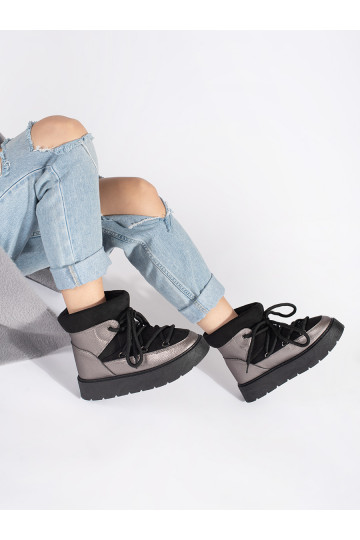 -  Naiste lumesaapad  2