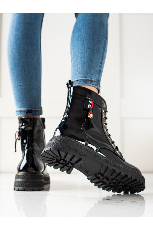 Lakknahast Nööritavad poolsaapad