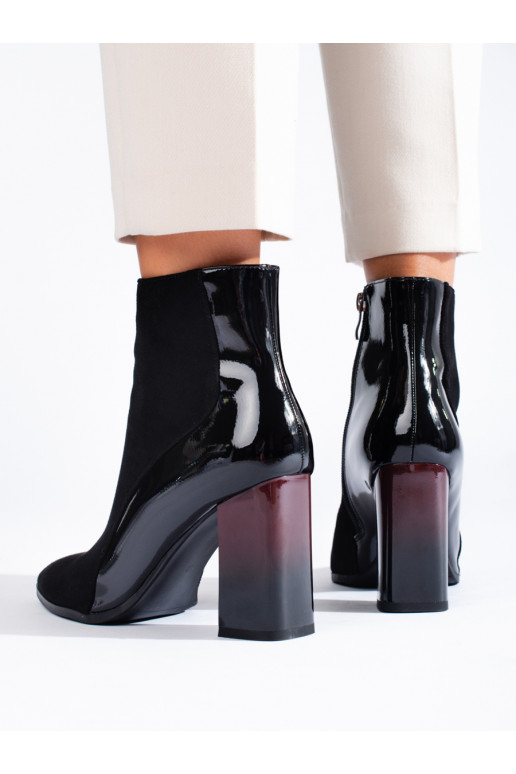 seemisnakhsed Mustad naiste saapad kõrge kontsaga