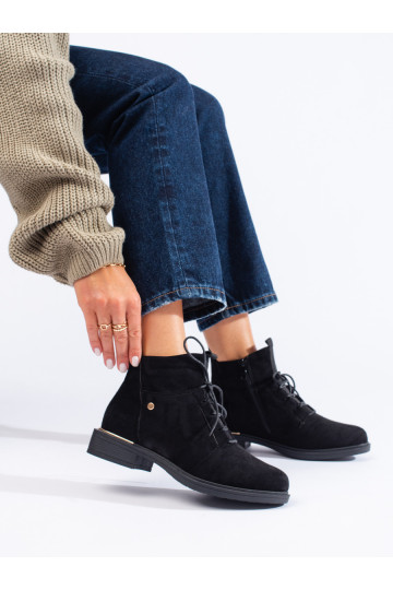 seemisnakhsed Mustad  lumesaapad  2