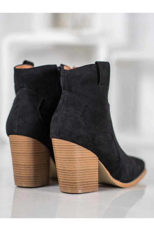 Kauboistiilis saapad kõrge jämeda kontsaga