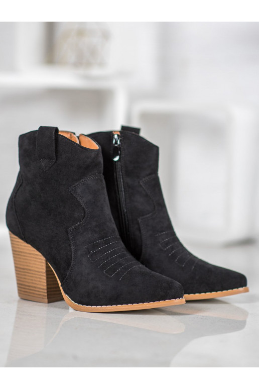 Kauboistiilis saapad kõrge jämeda kontsaga