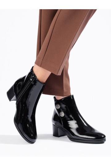  lakitud poolsaapad  kõrge kontsaga 2