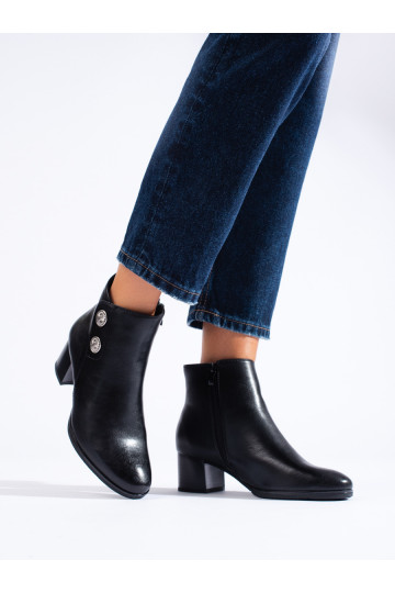  Mustad naiste saapad kõrge kontsaga 2