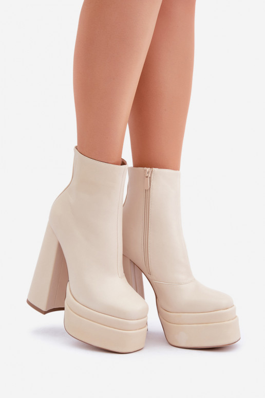 Naiste poolsaapad platvormiga I  voodriga Elevandiluu värvi Selahra