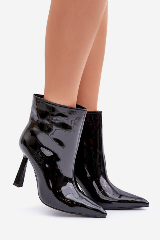 Laque Naiste poolsaapad Na Szpice  Must Seliri Laque Naiste poolsaapad Na Szpice  Must Seliri