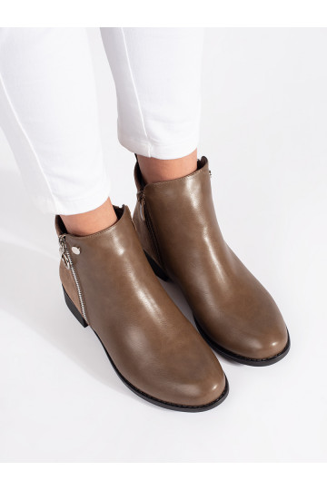 pruunid värvi  lumesaapad  2