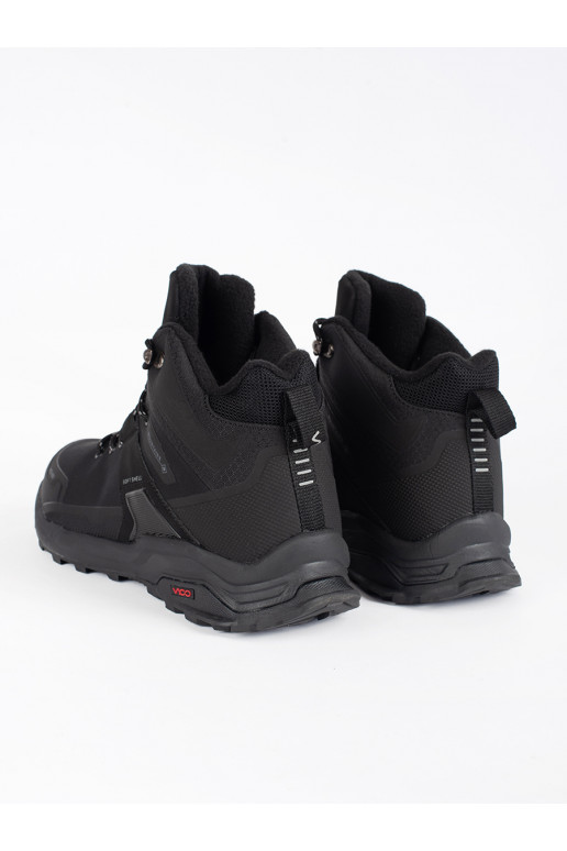 Must Meeste matkajalatsid