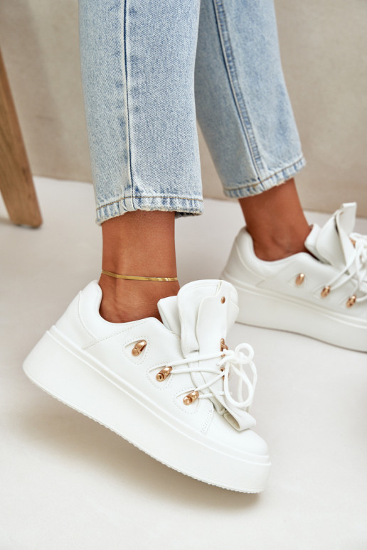 tüüpi jalanõud  platvormiga valget värvi Dolistana  tüüpi jalanõud  platvormiga valget värvi Dolistana