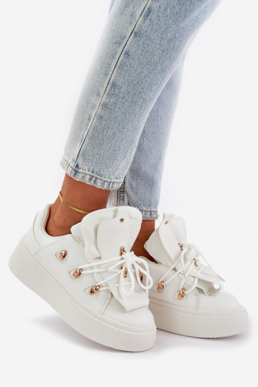 tüüpi jalanõud  platvormiga valget värvi Dolistana  tüüpi jalanõud  platvormiga valget värvi Dolistana