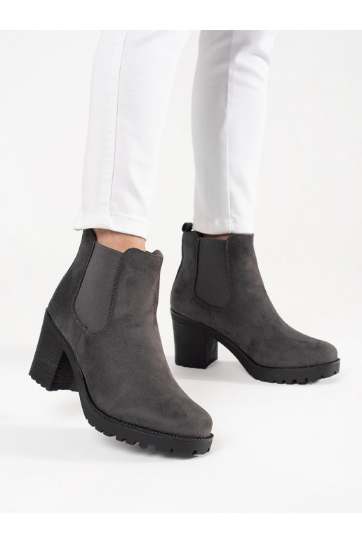 Halli värvi   kõrge kontsaga