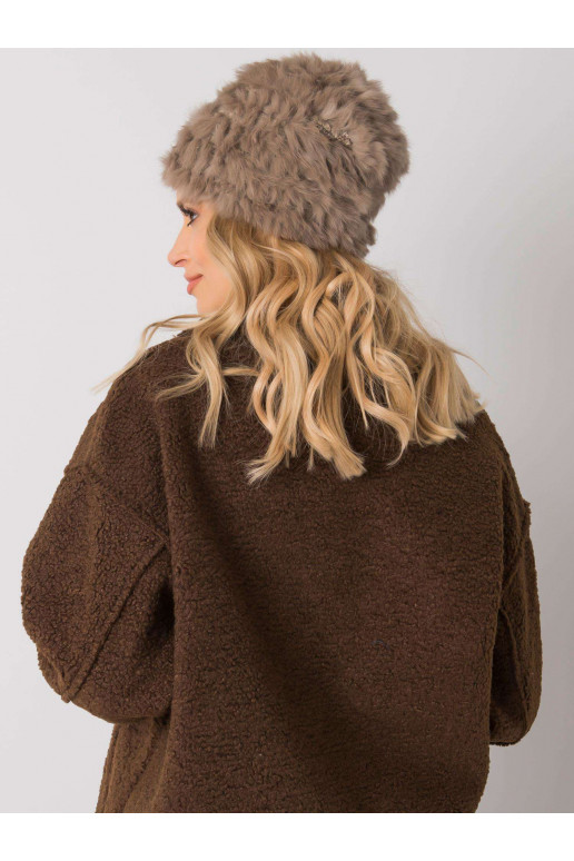 Tumebeež karvane müts