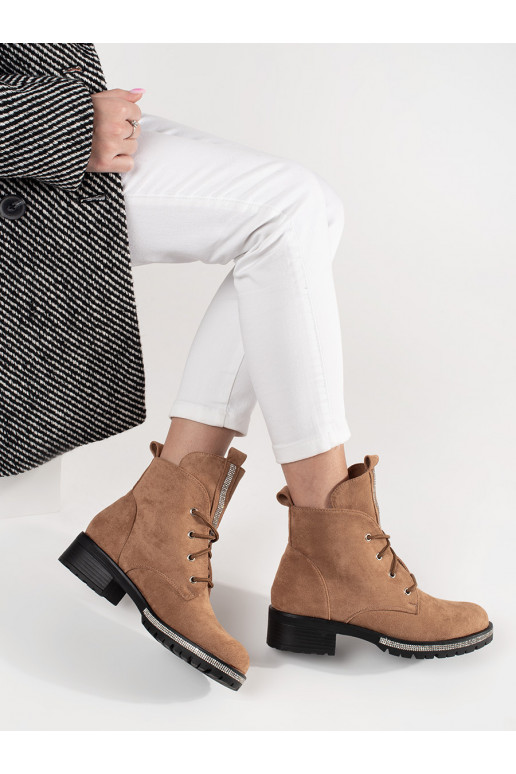 beeži värvi lumesaapad 