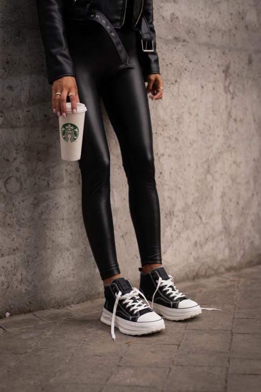 Sneakers stiilis naiste jalanõud... Sneakers stiilis naiste jalanõud...