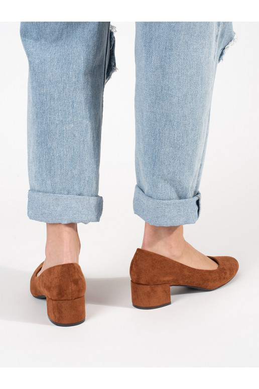 pruunid värvi  poolsaapad kõrge kontsaga