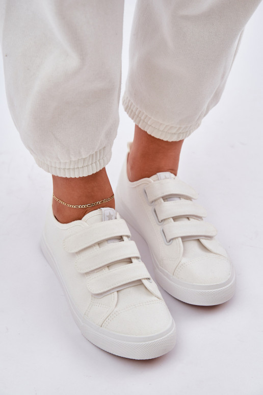 madalad tennised krõpsudega kinnitatav valget värvi Dilan  madalad tennised krõpsudega kinnitatav valget värvi Dilan