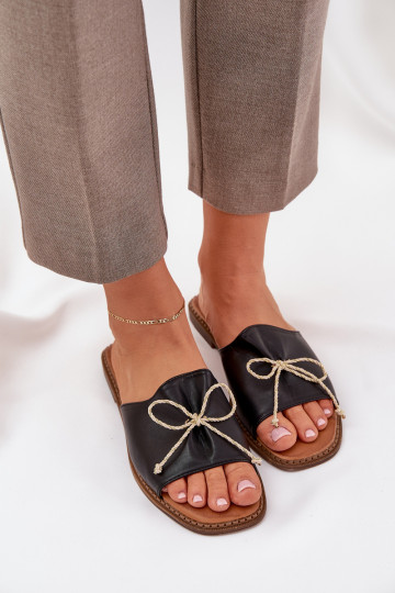 Sussid  kaunistustega Kokardką Must Deonelis