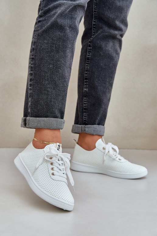 Paeltega ažuursed vabaajajalatsid Elevandiluu värvi Carinel Paeltega ažuursed vabaajajalatsid Elevandiluu värvi Carinel