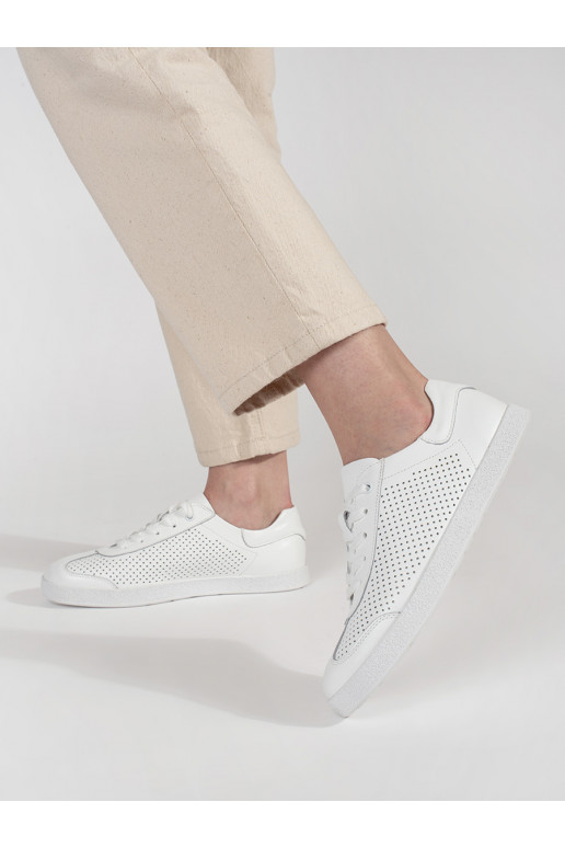 Valged spordijalatsid   Valged spordijalatsid