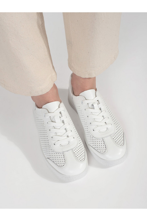 Valged spordijalatsid   Valged spordijalatsid