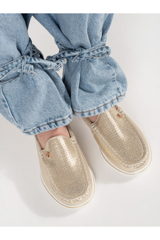 Kuldset värvi mokassiinid 