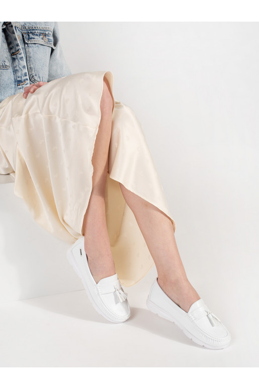 valget värvi mokassiinid 