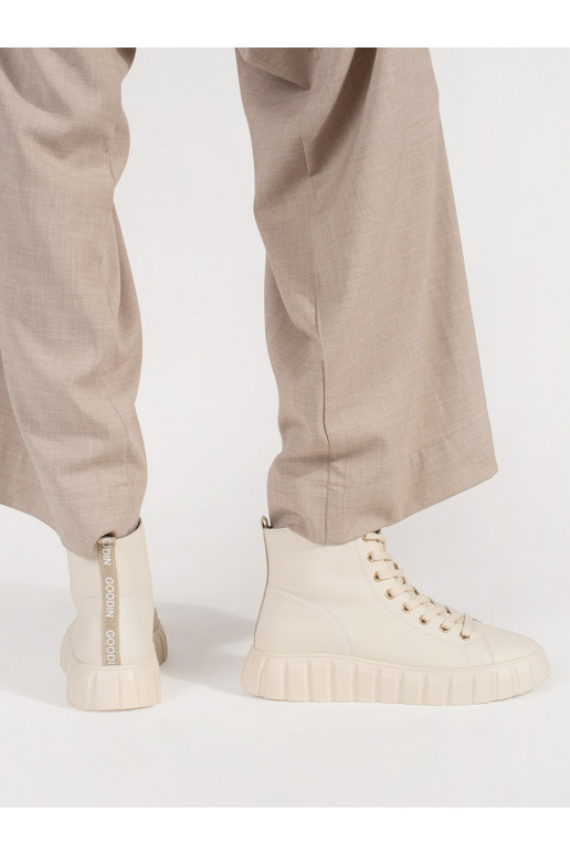 Naiste saapad  platvormiga   Naiste saapad  platvormiga