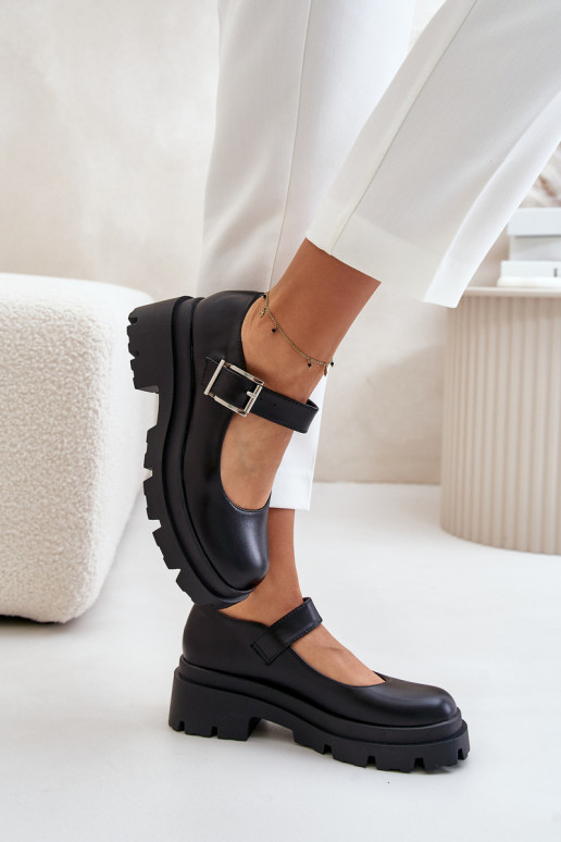 Plikuria MUSTA BATAD KULGITEGA