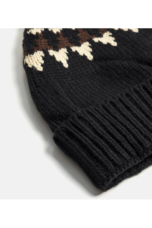 Must Abneri mustritega müts