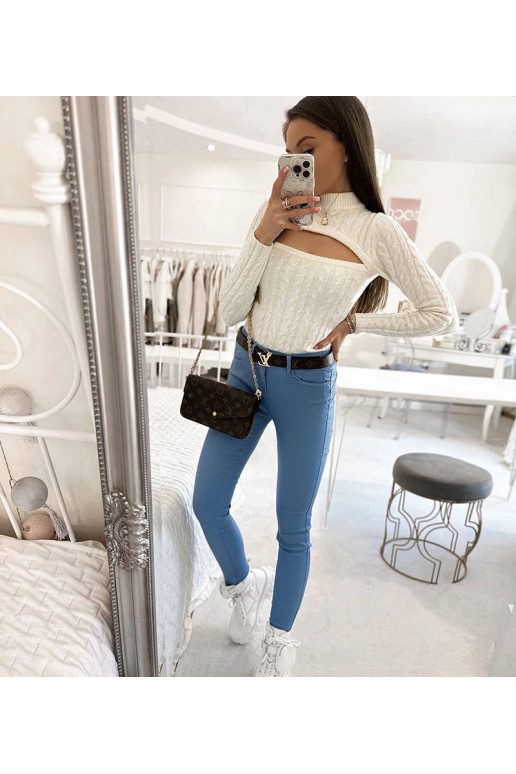 Sinised vahatatud püksid Vienna