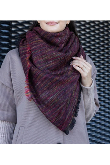 Nyomi Burgundia sall