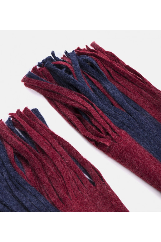 Meresinine ja punane narmastega sall... Meresinine ja punane narmastega sall...