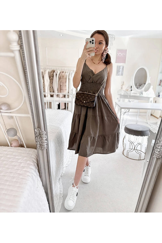 Roheline laienev kleit Yvon