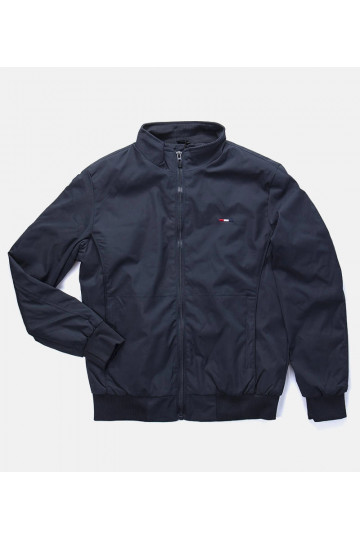 Meeste tumesinine boulé...