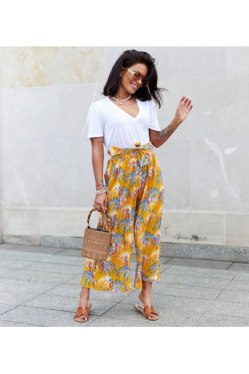 Kollased naiste laiad...