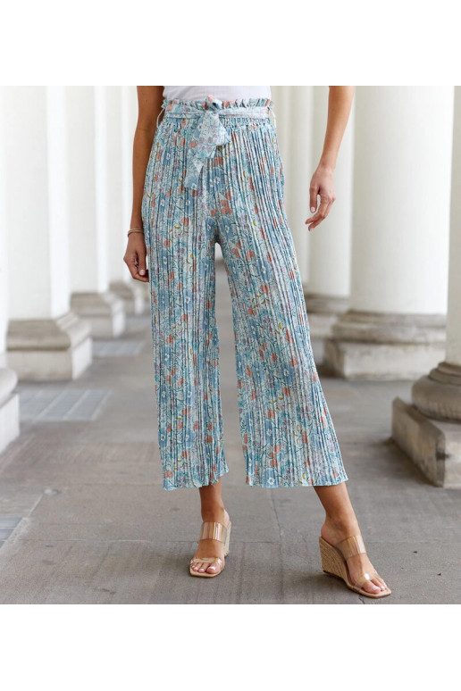 Rohelised lillelised plisseeritud...