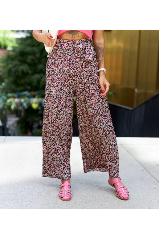 Malmantiilpunased plisseeritud püksid Malmantiilpunased plisseeritud püksid