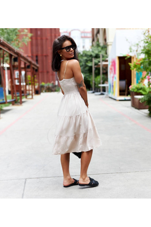 Beež laienev kleit Fiorentini