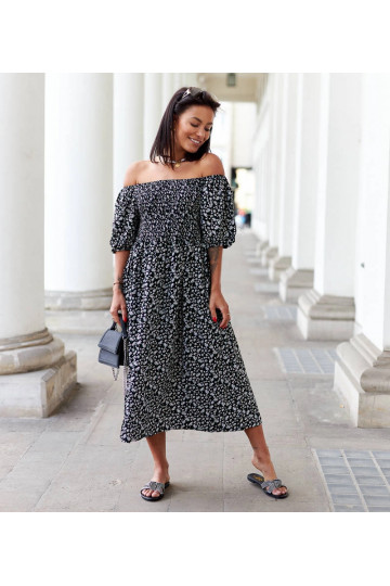 Castiglione must lilleline...