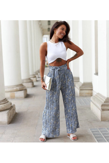 Sinised laiad plisseeritud... 2