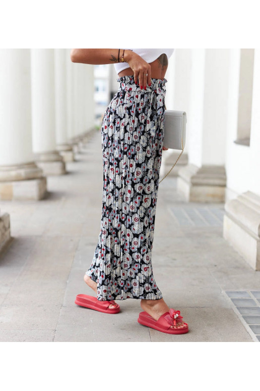 Mustad Aberdeeni laiad plisseeritud... Mustad Aberdeeni laiad plisseeritud...